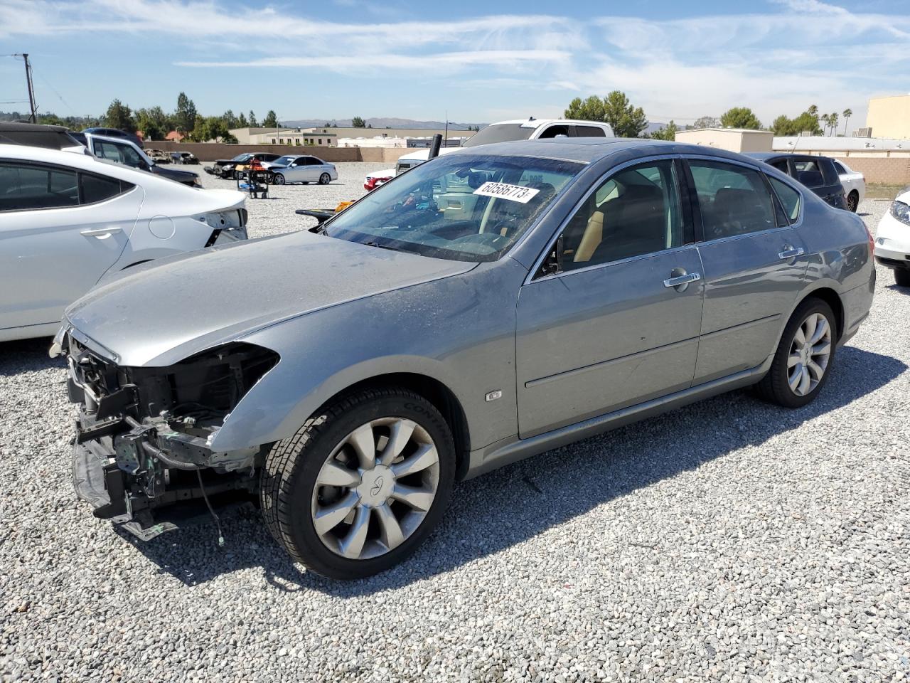 Infiniti M (2006)
