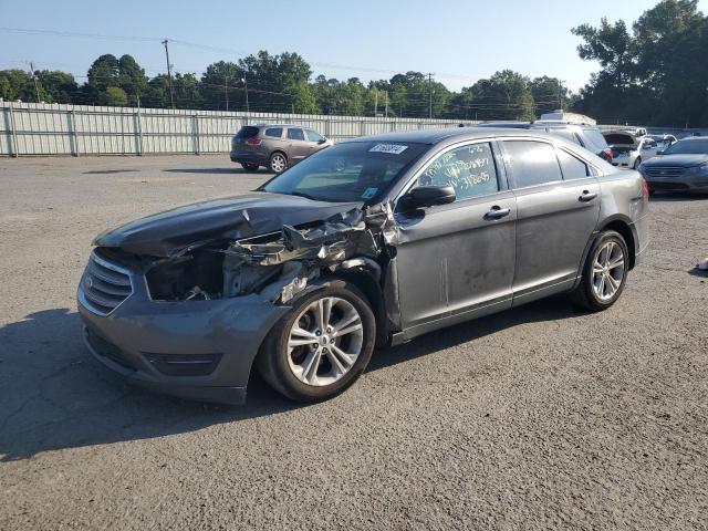Ford Taurus (2015)