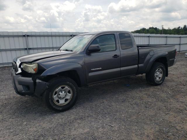 Toyota Tacoma (2013)