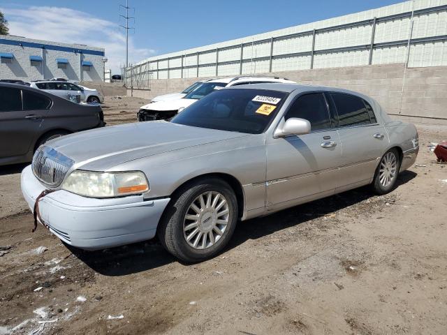 Lincoln Towncar (2003)