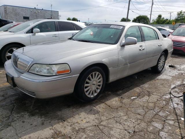 Lincoln Towncar (2003)