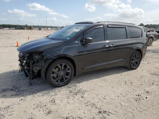 Chrysler Pacifica (2019)