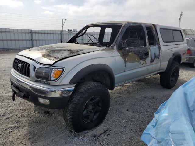 Toyota Tacoma (2004)