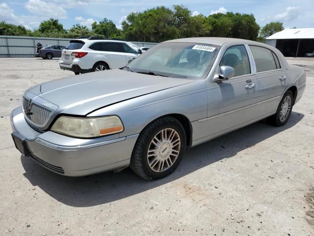 Lincoln Towncar (2006)