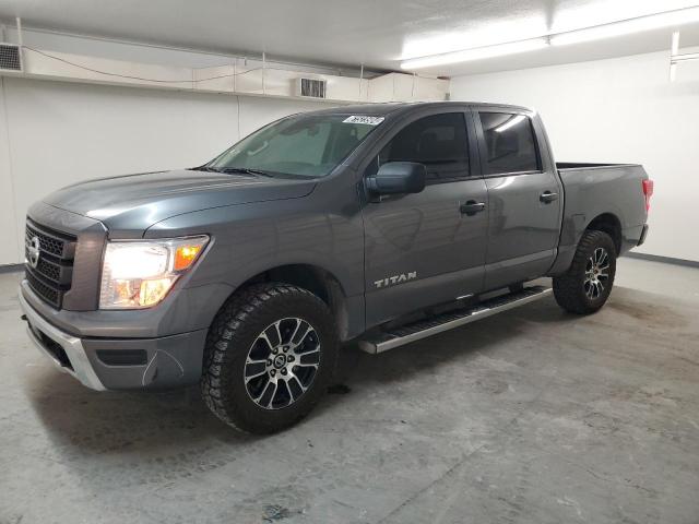 Nissan Titan (2022)