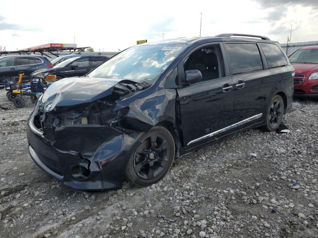 Toyota Sienna (2015)