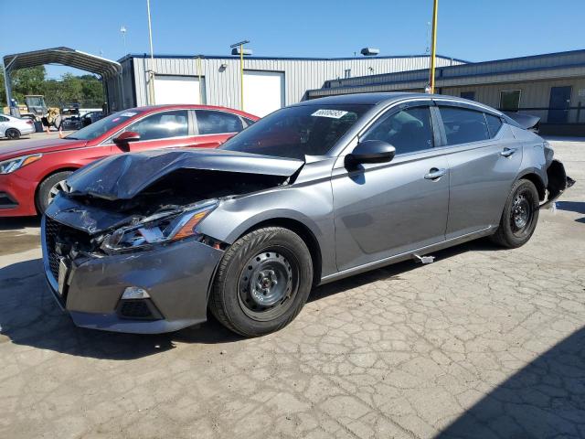 Nissan Altima s (2020)