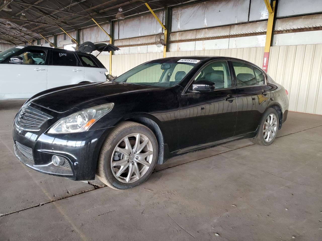 Infiniti G (2013)