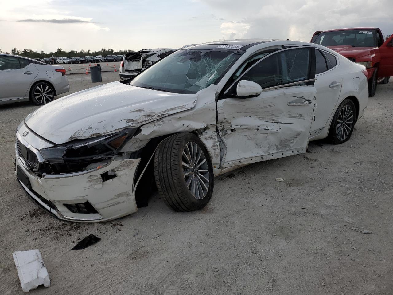 Kia Cadenza (2017)