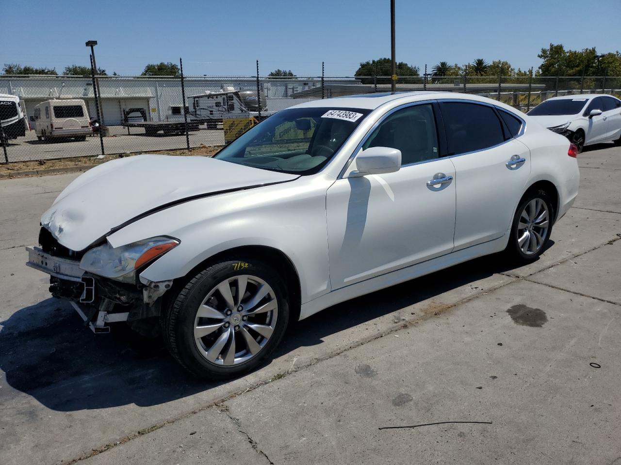 Infiniti M (2013)