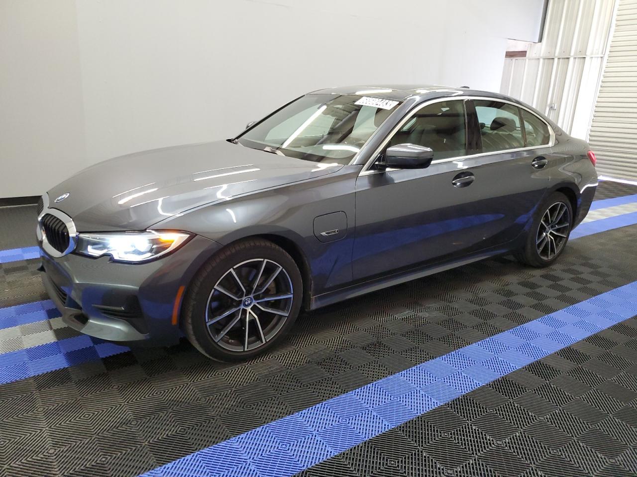 Bmw 330e (2022)