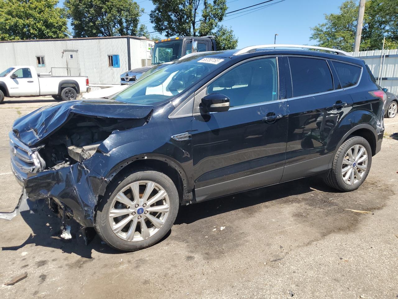 Ford Escape tit (2017)