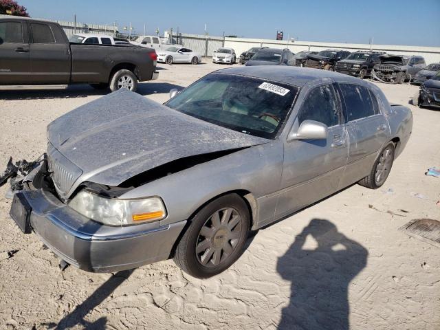 Lincoln Towncar (2007)