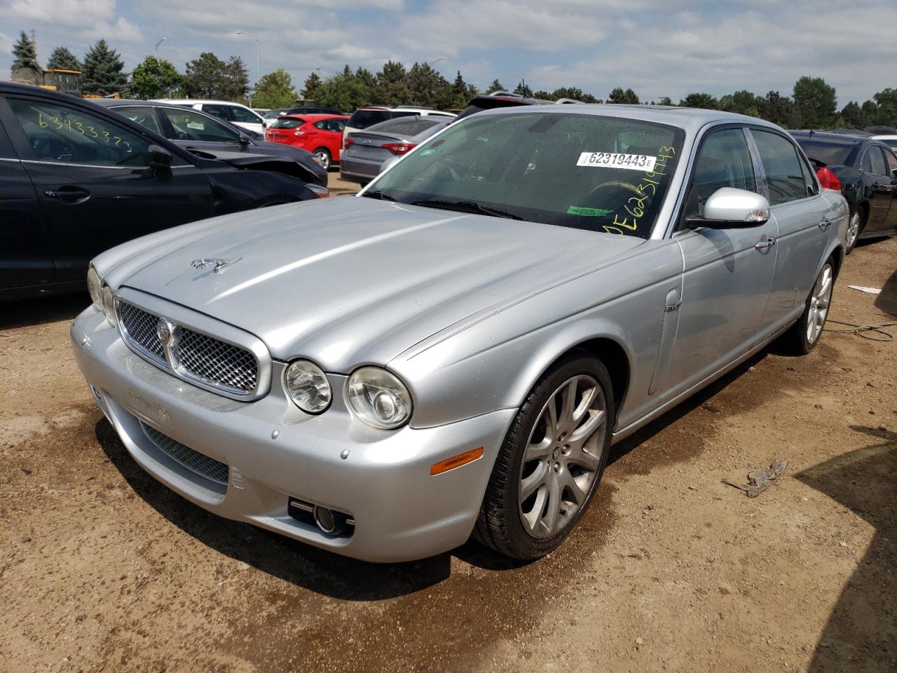 Jaguar Xj (2008)