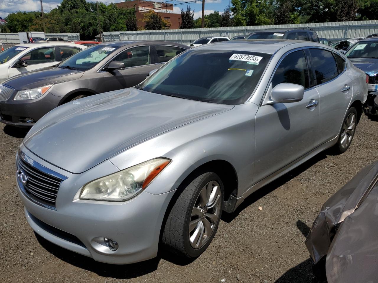 Infiniti M (2012)