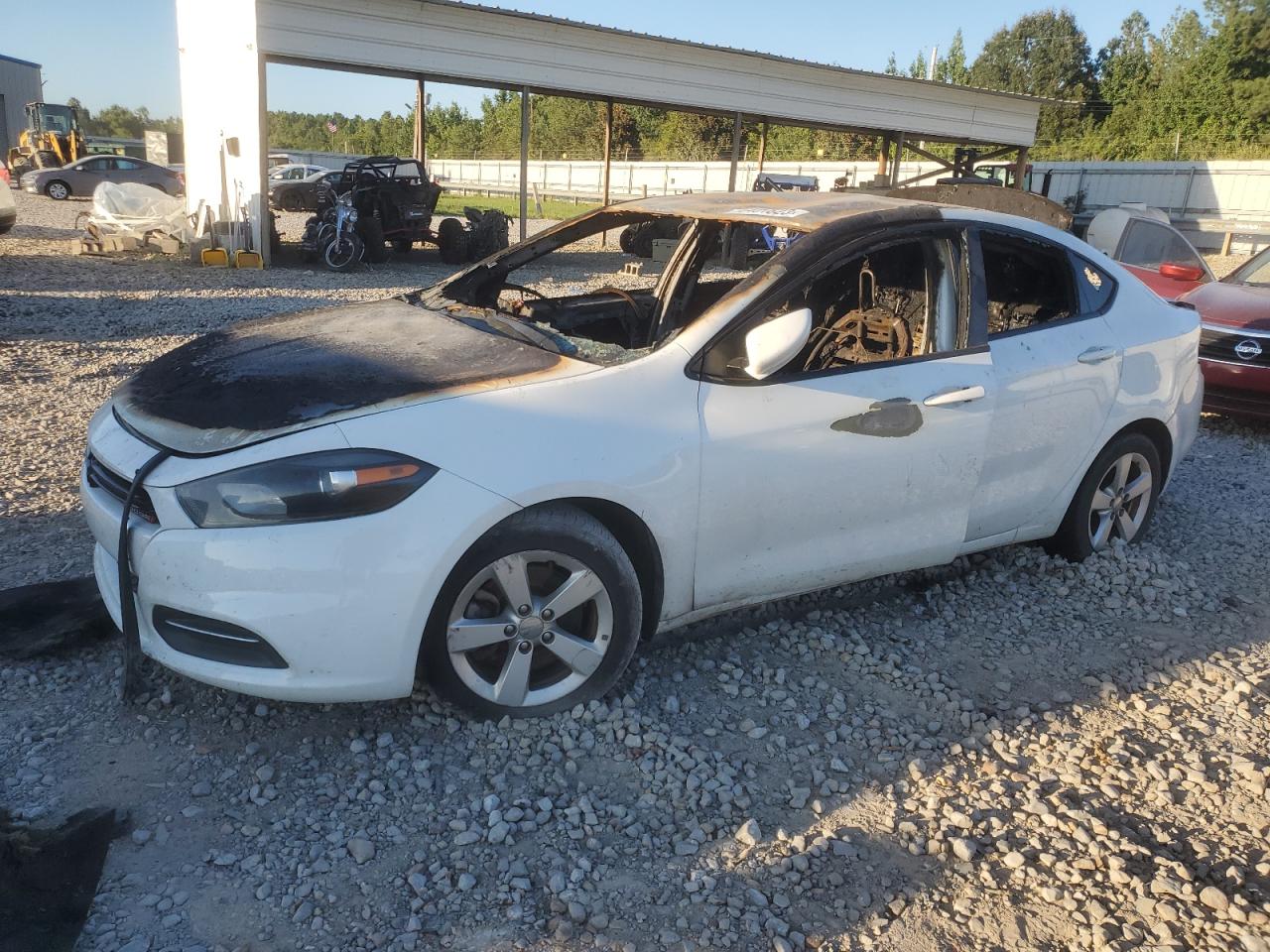 Dodge Dart sxt (2016)
