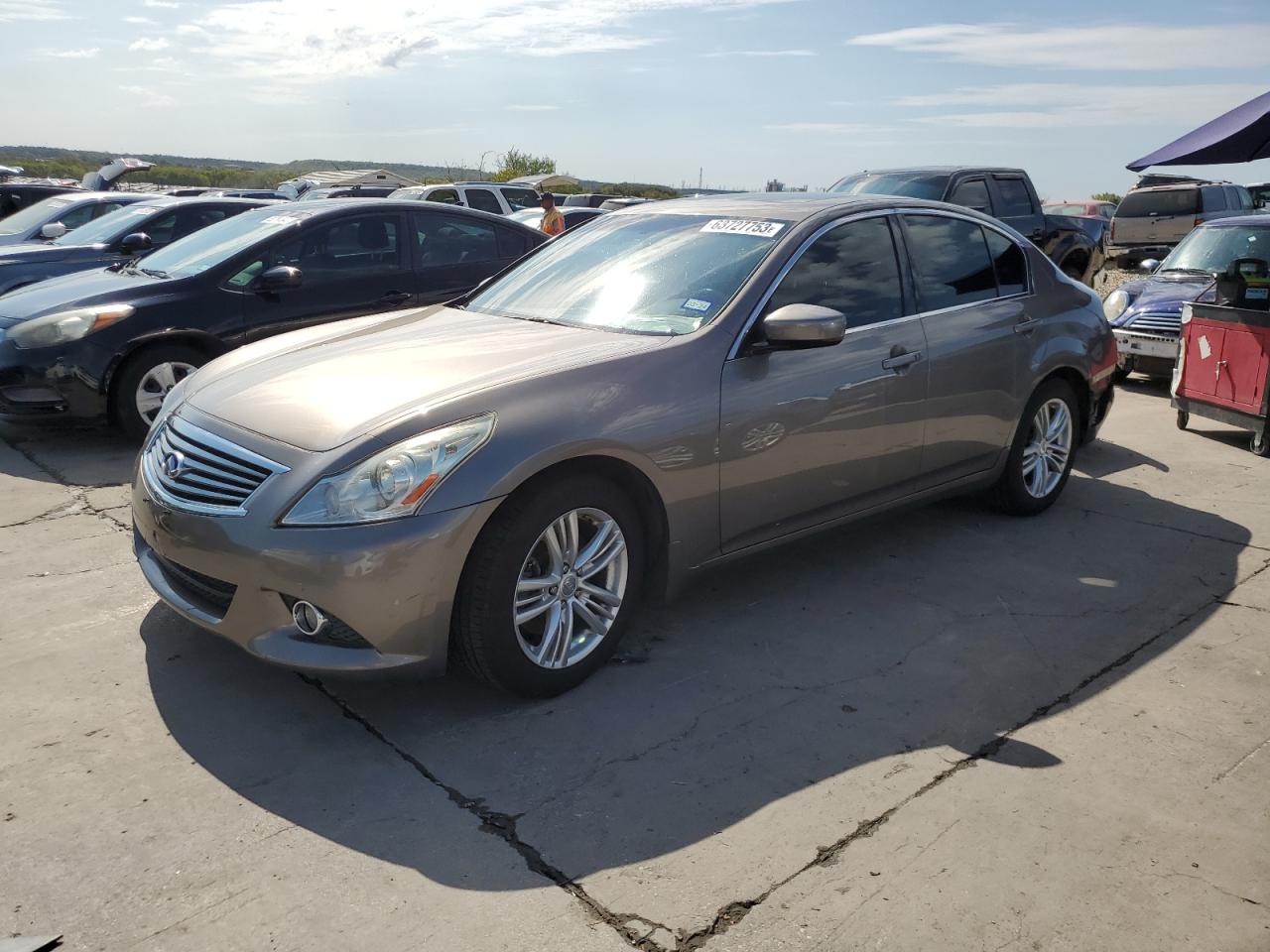 Infiniti G (2011)
