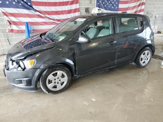 Chevrolet Sonic ls (2016)