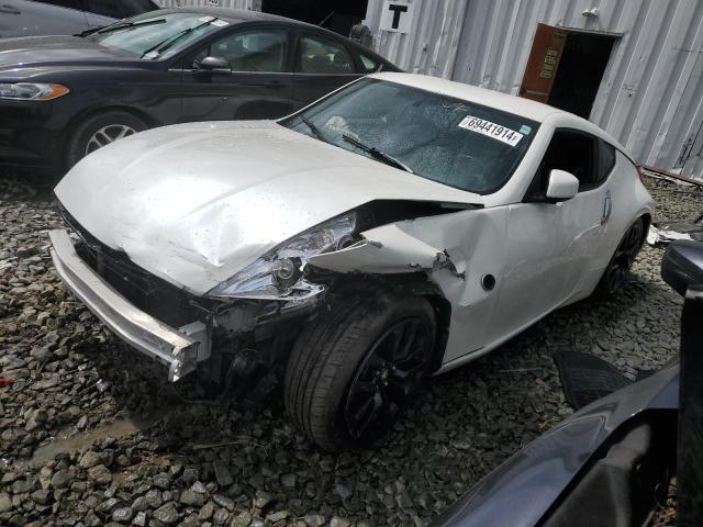 Nissan 370z base (2016)