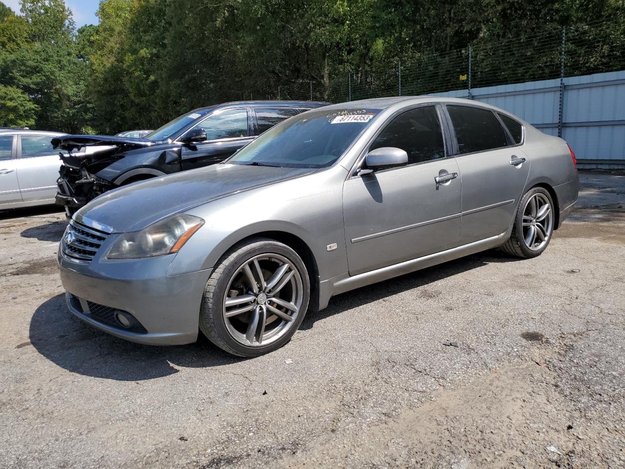 Infiniti M (2006)
