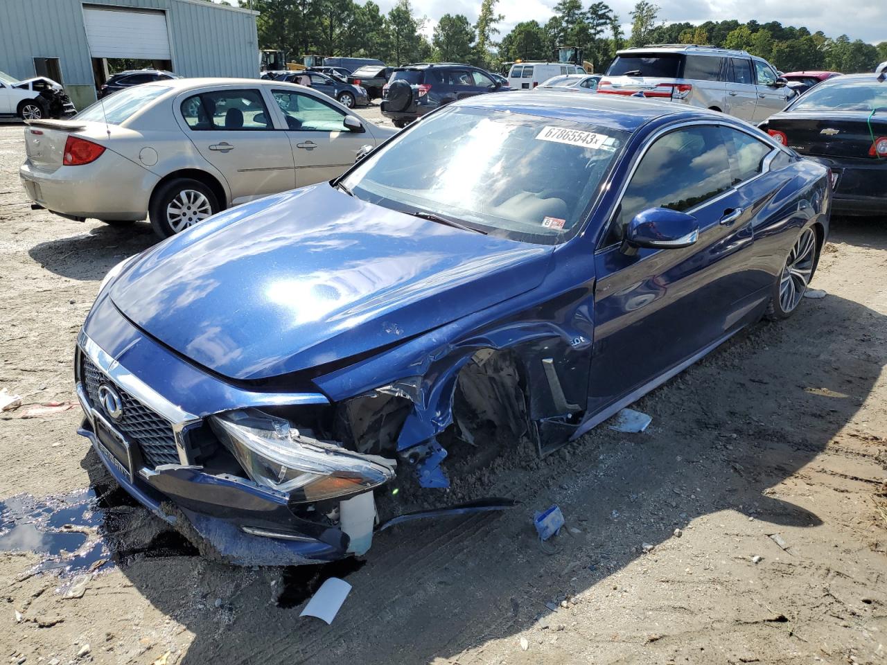 Infiniti Q60 (2017)