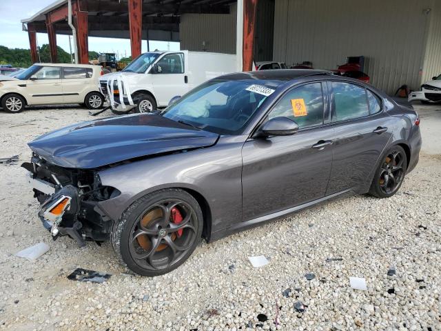 Alfa-romeo Giulia (2017)