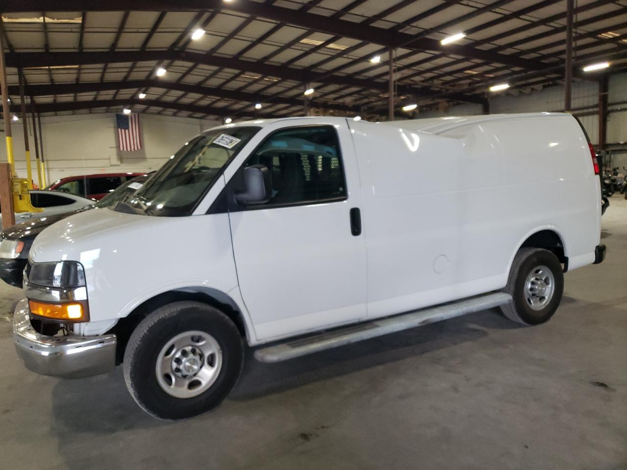 Chevrolet Express (2022)