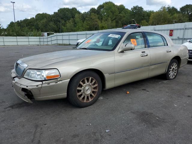 Lincoln Towncar (2006)