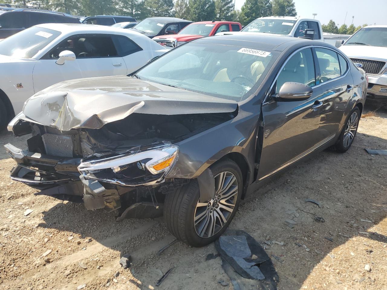 Kia Cadenza (2015)