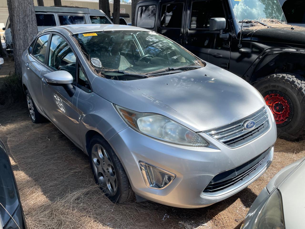 Ford Fiesta sel (2011)