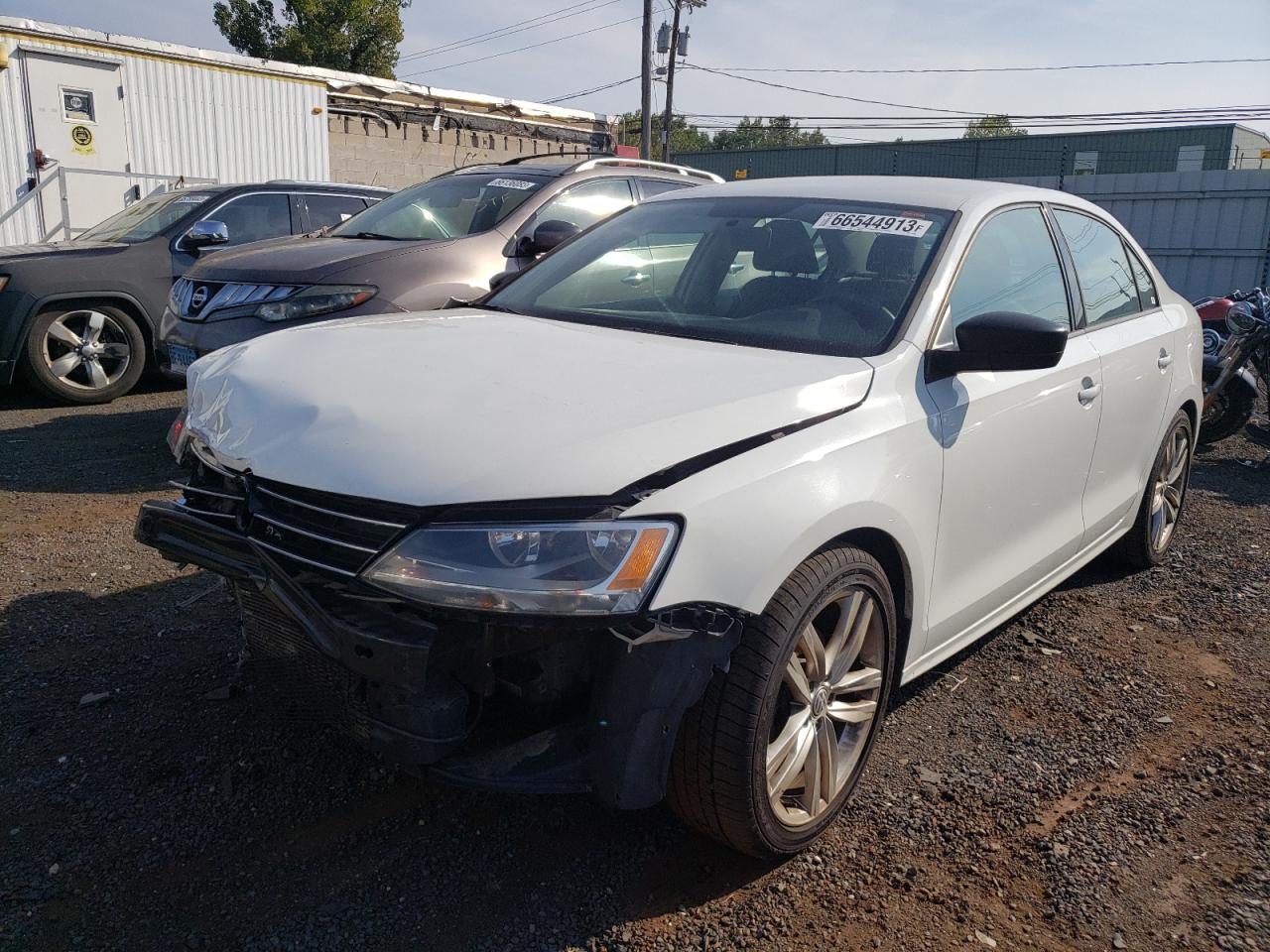 Volkswagen Jetta s (2016)