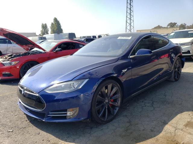 Tesla Model s (2015)
