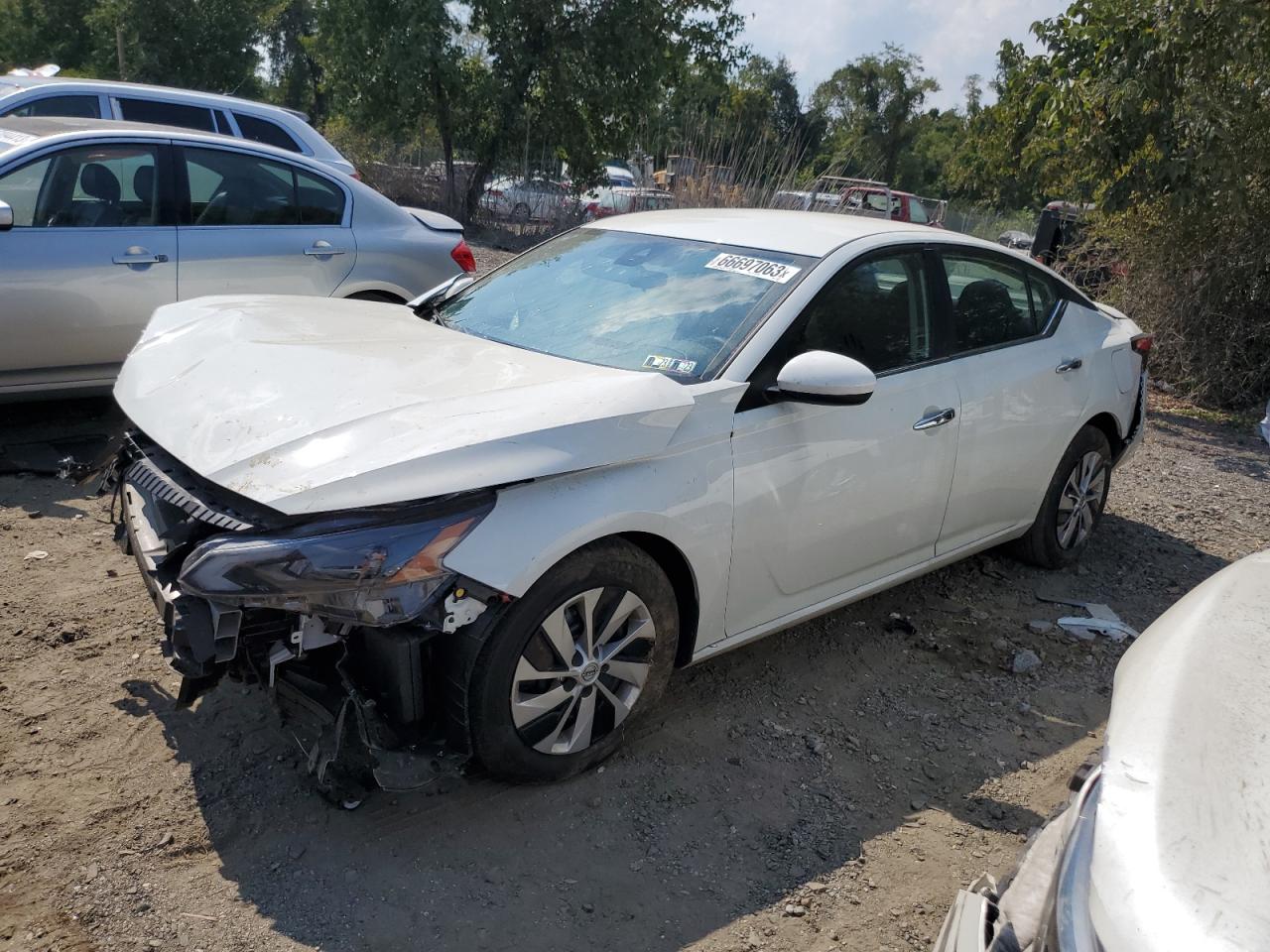 Nissan Altima s (2023)