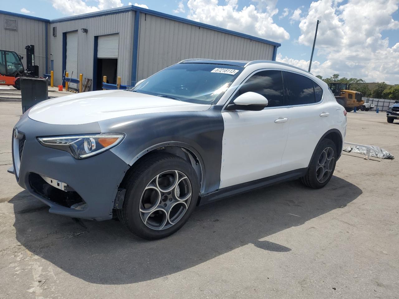 Alfa-romeo Stelvio (2018)