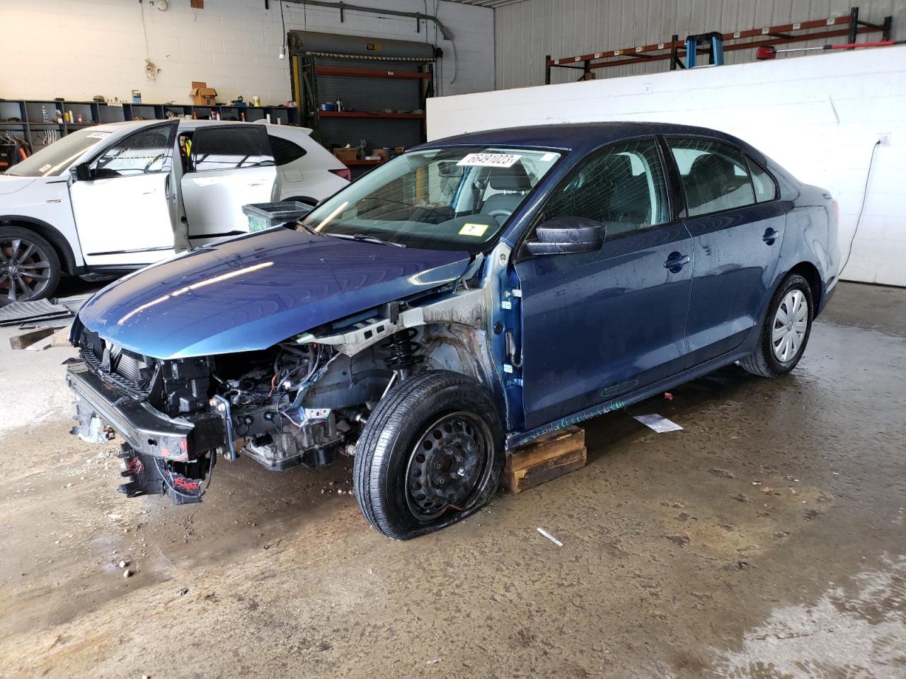 Volkswagen Jetta s (2016)