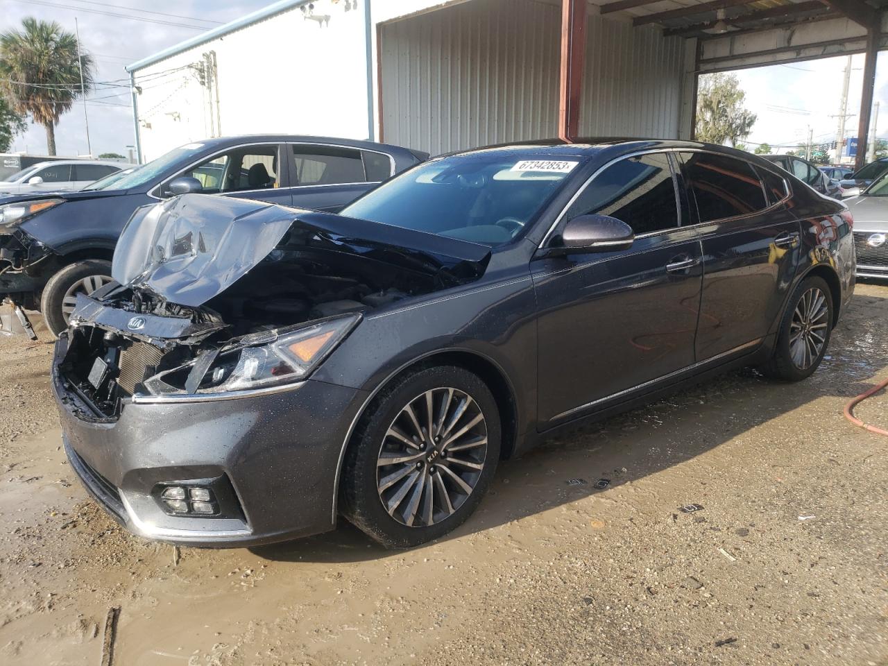 Kia Cadenza (2017)
