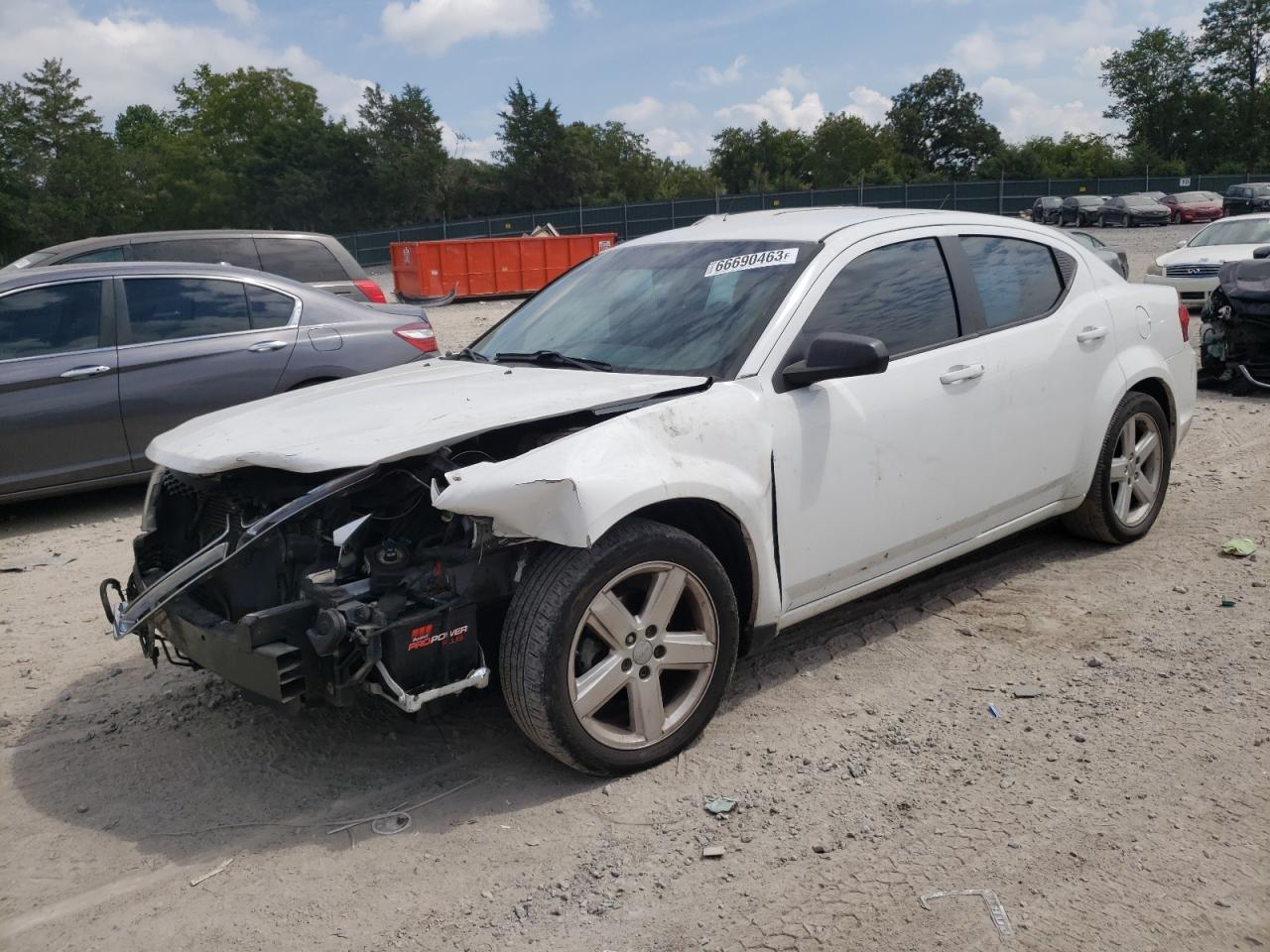 Dodge Avenger se (2013)