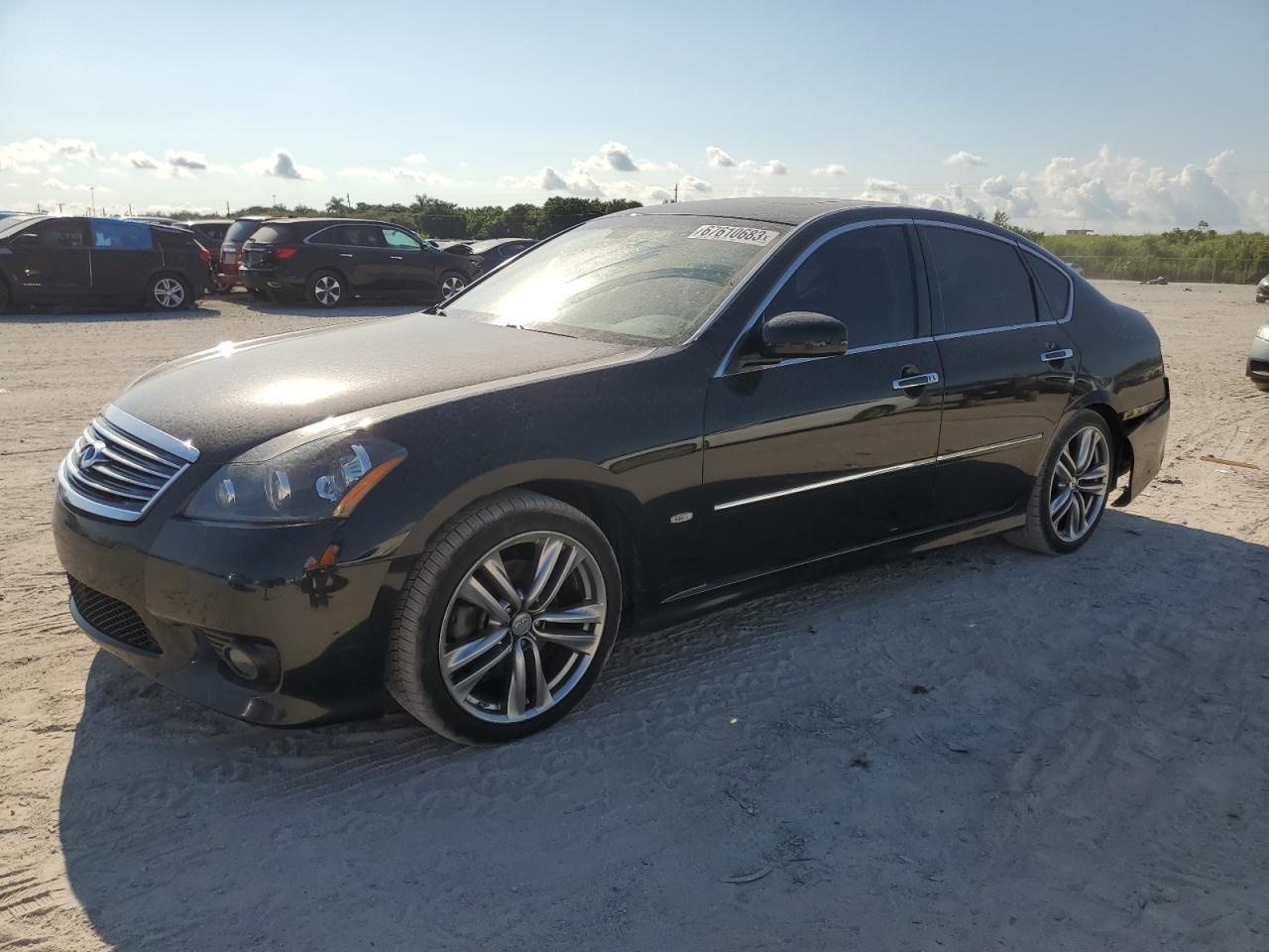 Infiniti M (2008)