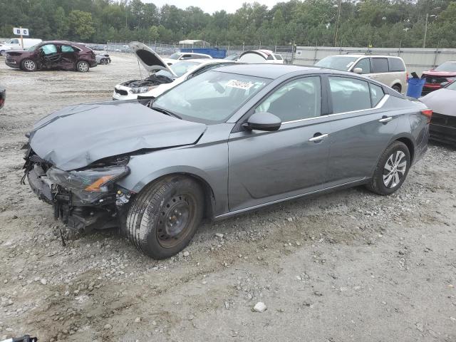 Nissan Altima s (2023)