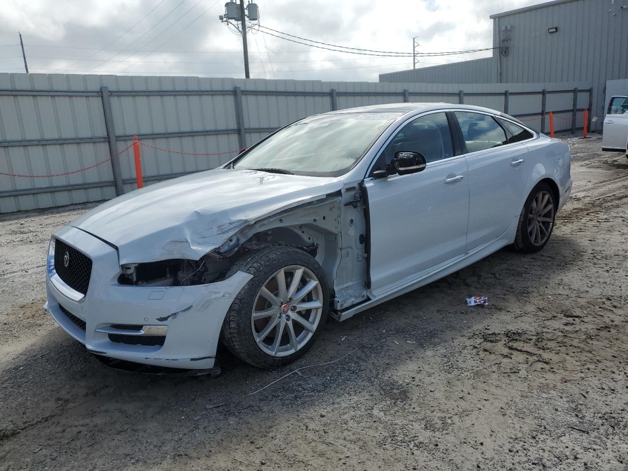 Jaguar Xj r - spo (2019)