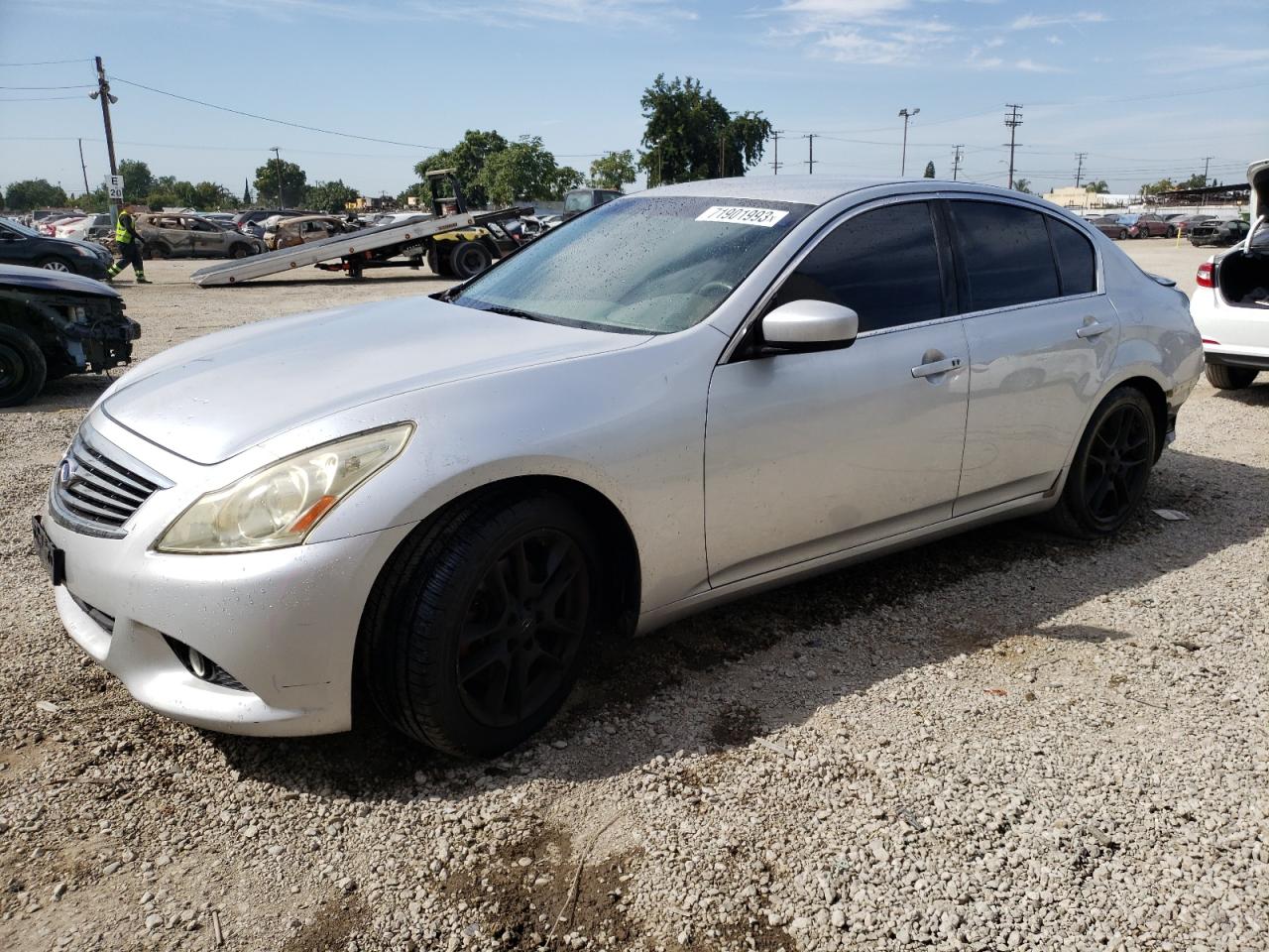 Infiniti G37 base (2011)