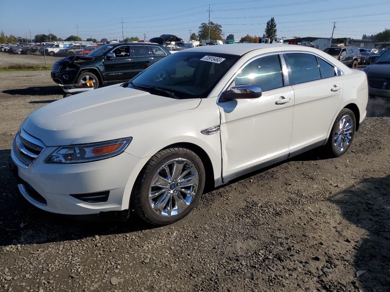 Ford Taurus lim (2010)