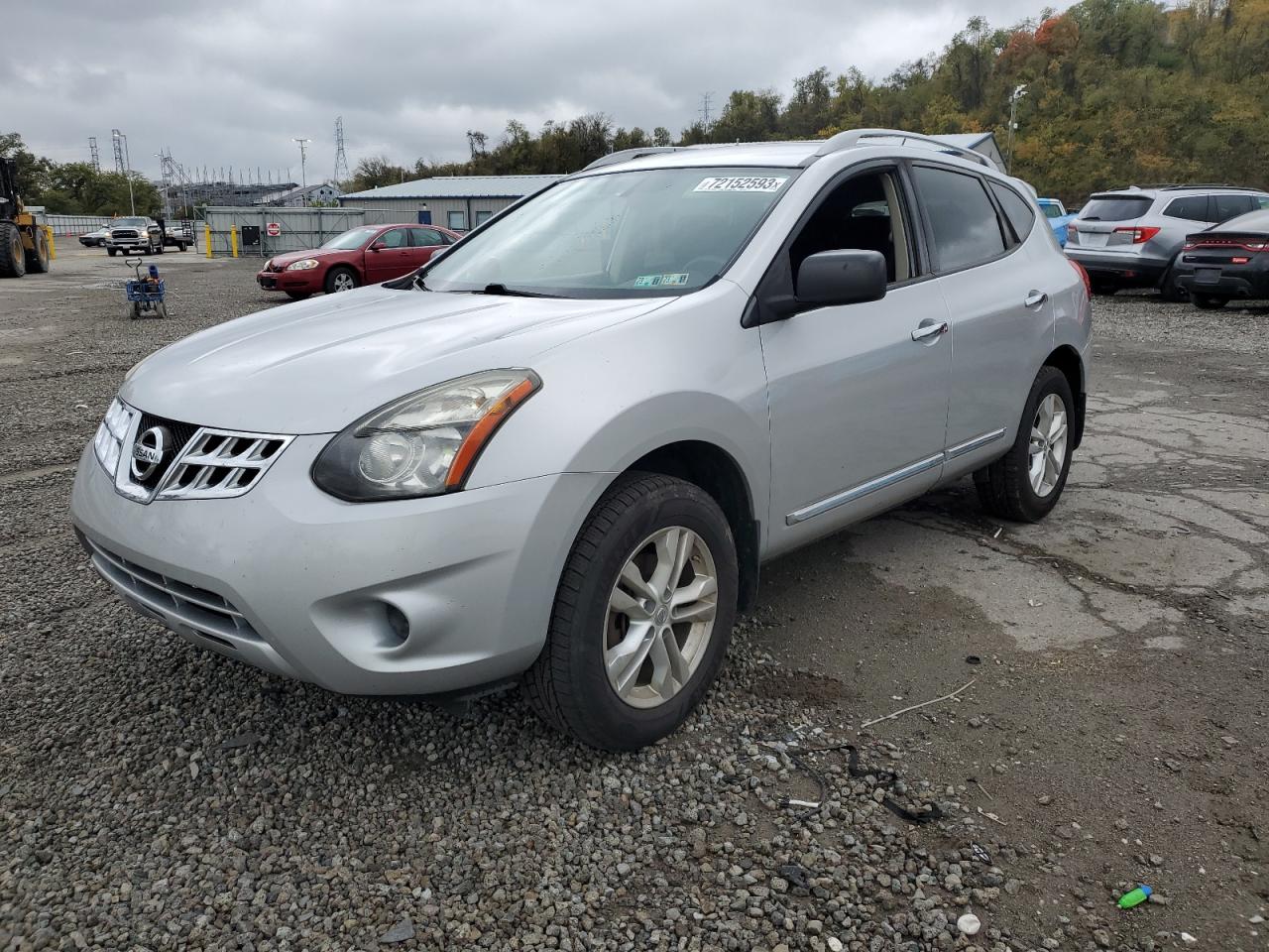 Nissan Rogue sele (2015)