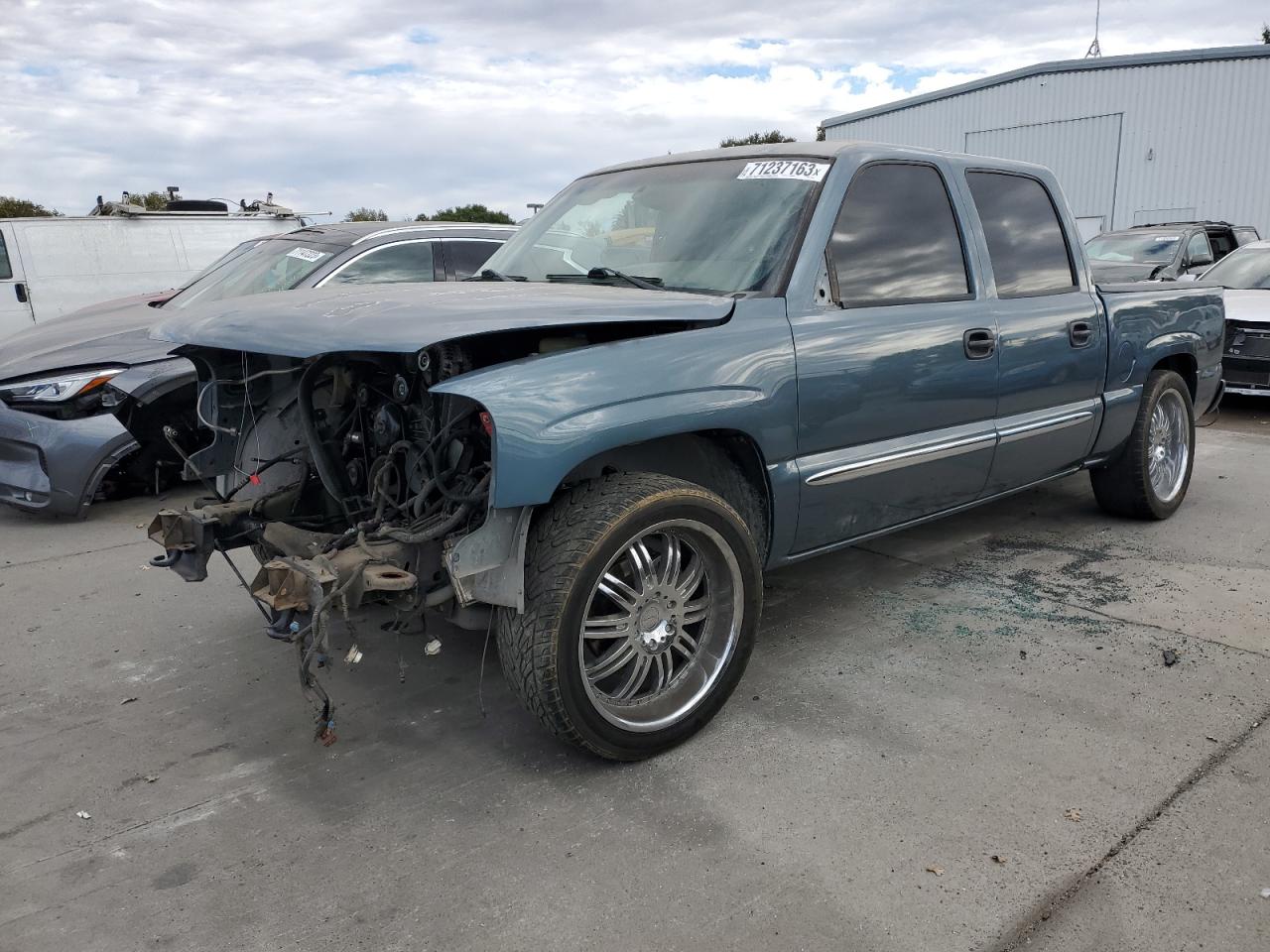 Gmc New sierra (2006)