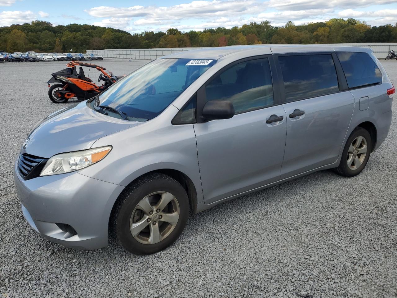 Toyota Sienna bas (2012)