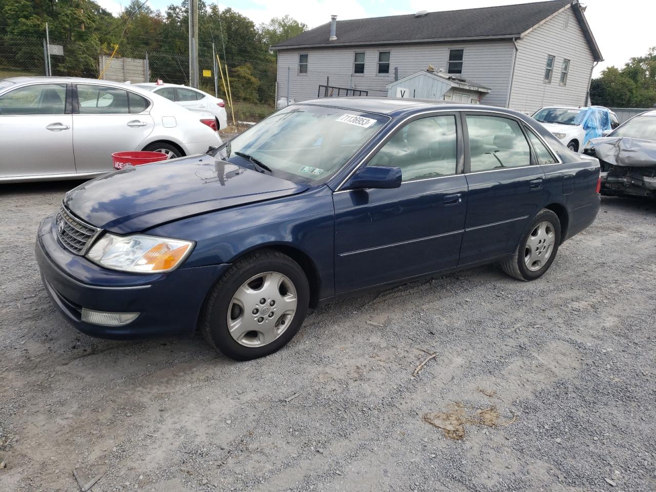 Toyota Avalon xl (2003)