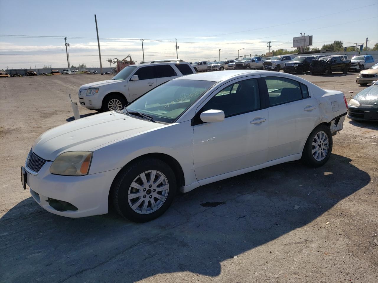 Mitsubishi Galant fe (2012)