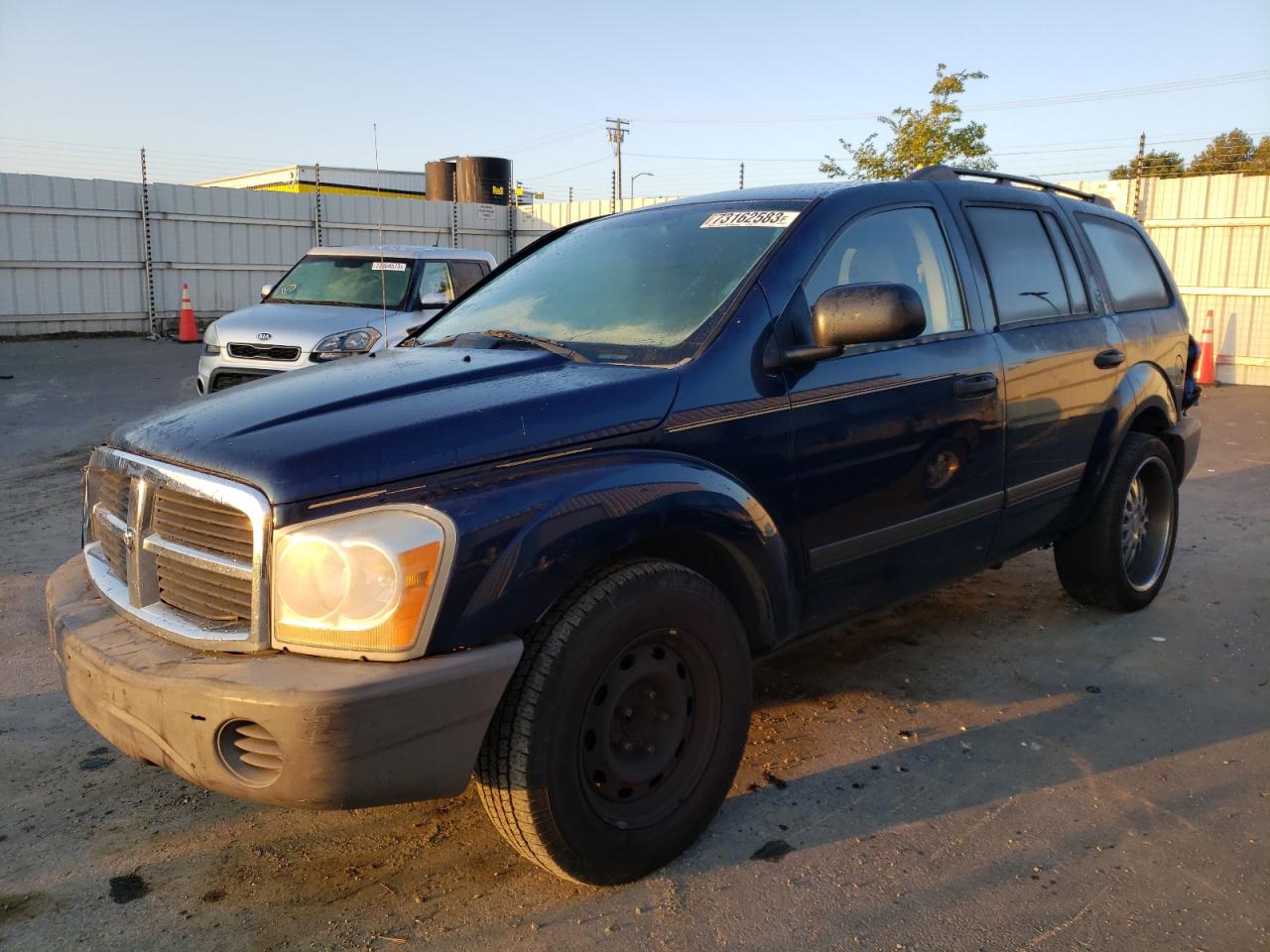 Dodge Durango sx (2006)