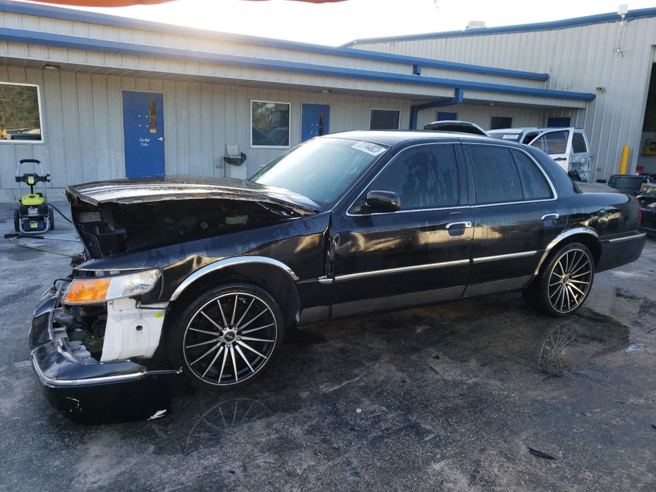 Mercury Grand marquis (2001)