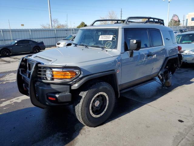 Toyota Fj cruiser (2013)